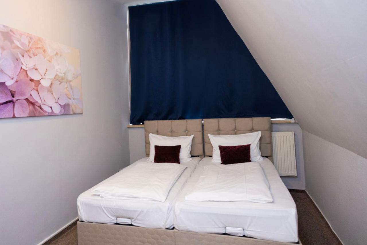 Twinhof Hotel Хамбург Екстериор снимка